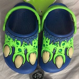 Crocs Glow in Dark Dinosaur Toddler size 7